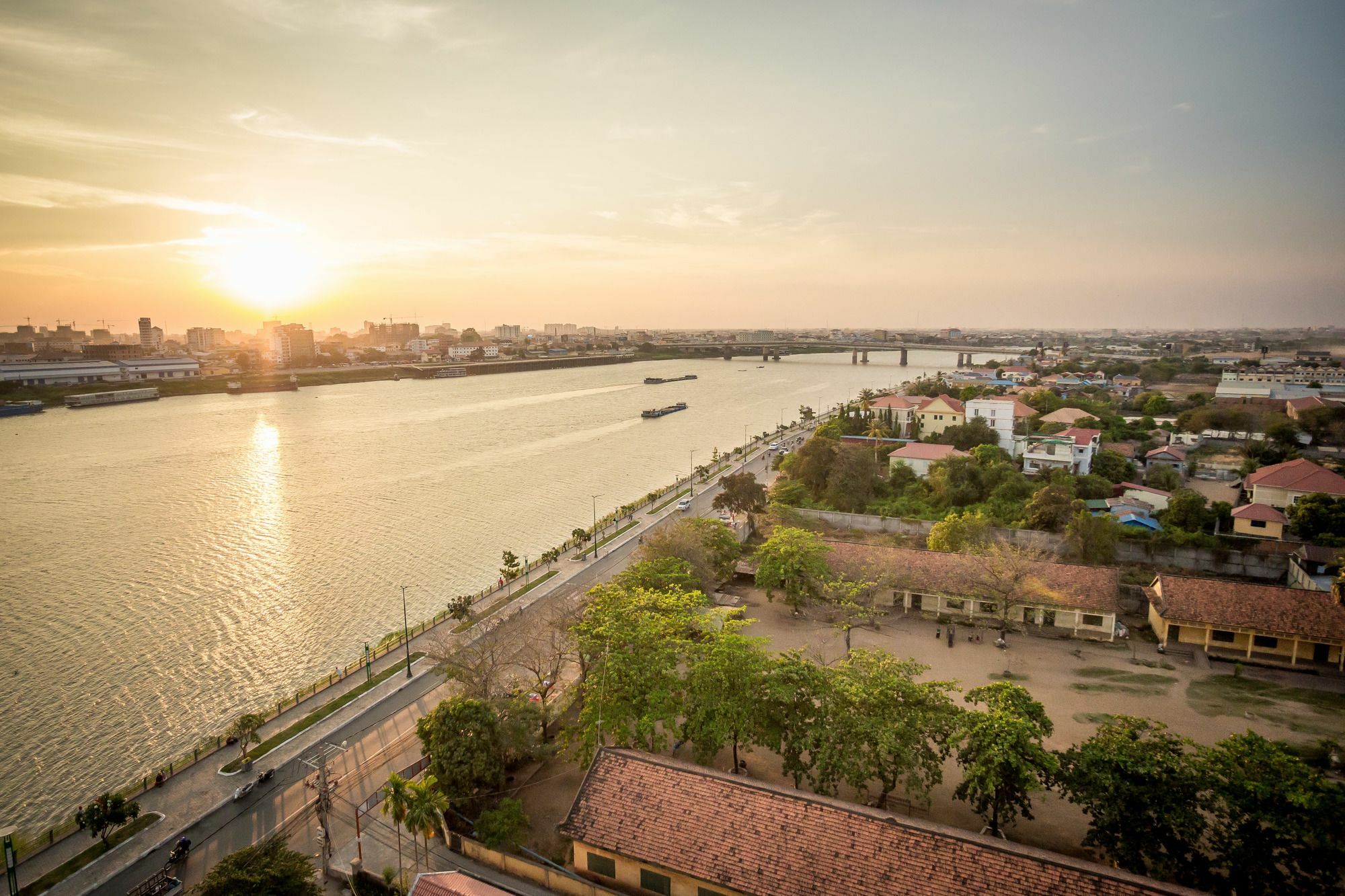 Bellevue Serviced Apartment *